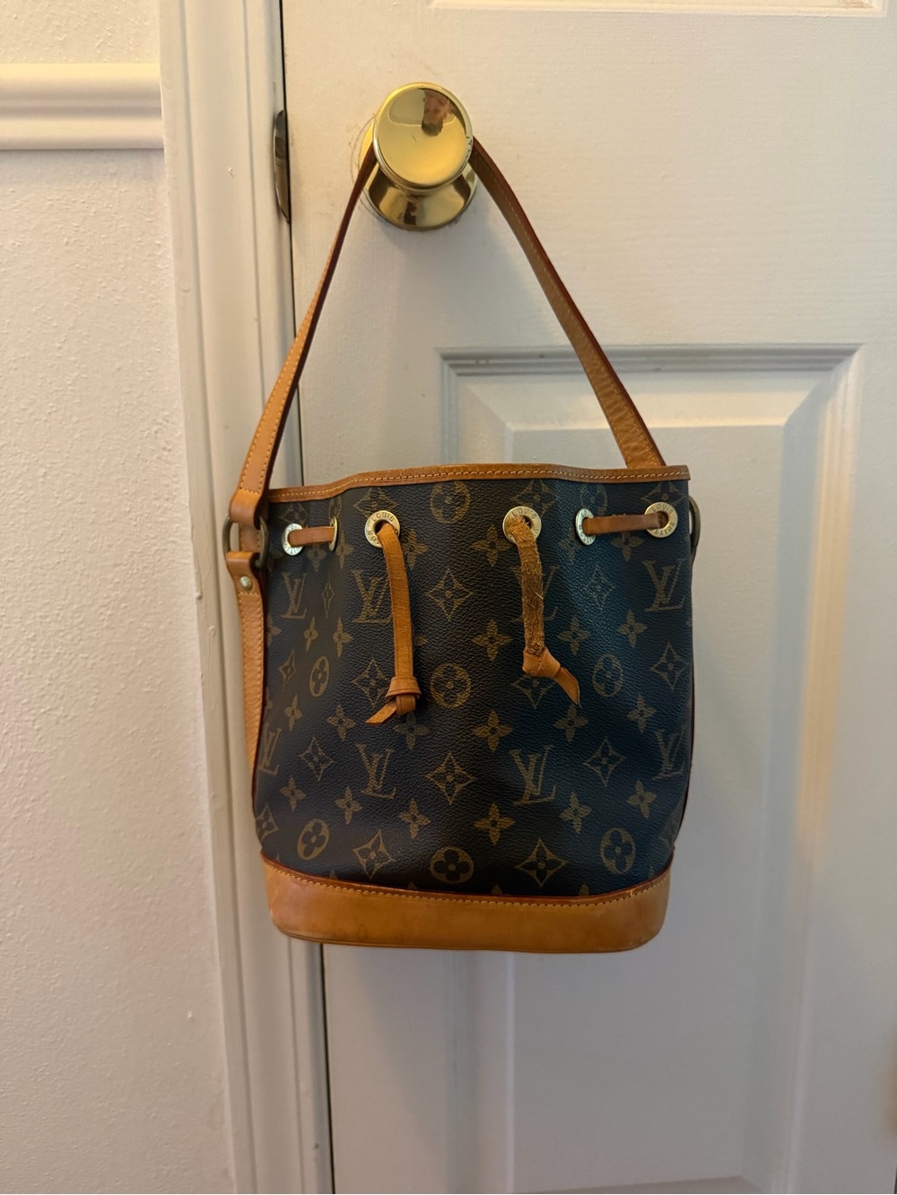 Louis Vuitton Monogram Drawstring Bucket Bag - Brown/ Tan